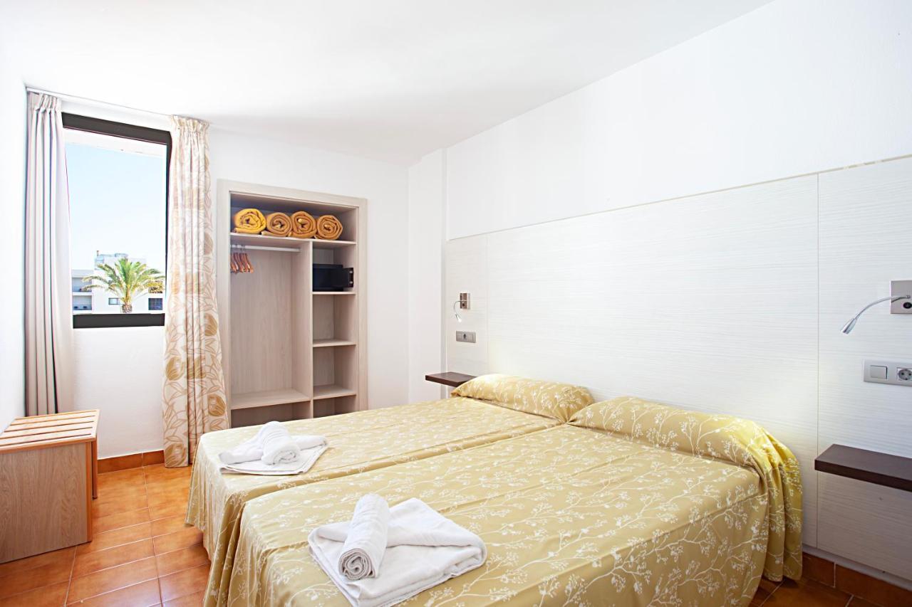 Apartamentos Don Quijote Cala Ratjada  Eksteriør bilde