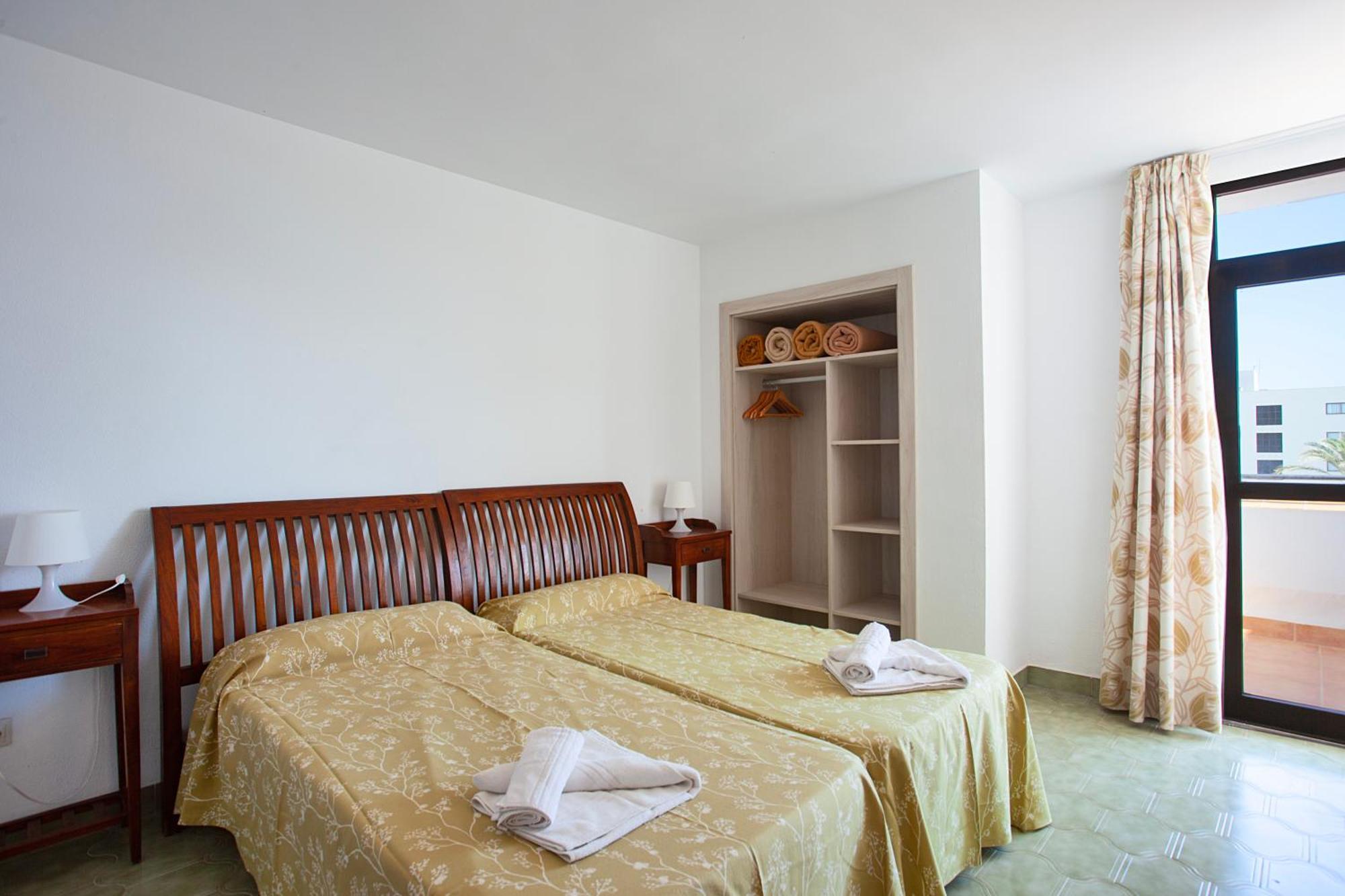Apartamentos Don Quijote Cala Ratjada  Eksteriør bilde